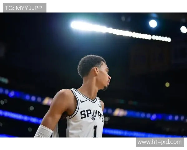 文班亚马新秀赛季表现惊艳场均数据引领同龄球员竞争