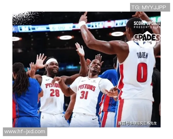 湖人队与活塞队激战正酣2015年11月16日精彩回顾与赛后分析 湖人队与活塞队激战正酣2015年11月16日精彩回顾与赛后分析