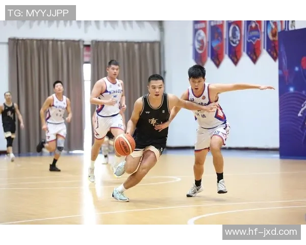 浙江队与青岛队三节精彩对决展现篮球魅力与团队协作精神 浙江队与青岛队三节精彩对决展现篮球魅力与团队协作精神