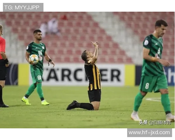 瓦赫达与伊蒂哈德激战正酣谁能在这场对决中笑到最后