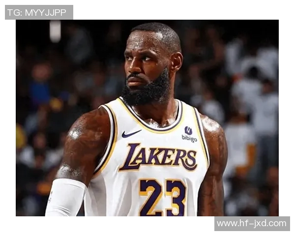 詹姆斯历史性成就达成首位球员突破四万分一万板一万助 詹姆斯历史性成就达成首位球员突破四万分一万板一万助