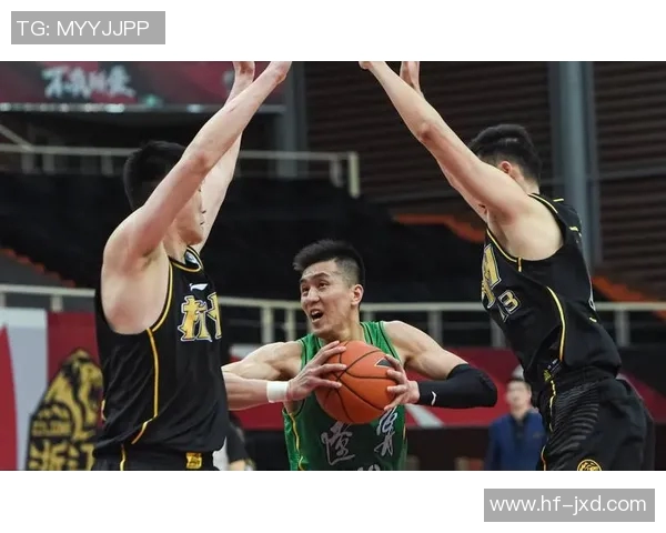 郭艾伦在篮球赛场上的辉煌历程与未来发展展望 郭艾伦在篮球赛场上的辉煌历程与未来发展展望