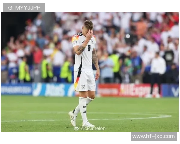 克罗斯:从足球天才到战术大师的华丽转身与传奇人生 克罗斯:从足球天才到战术大师的华丽转身与传奇人生