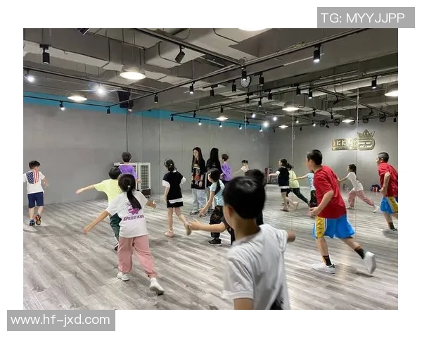 广州街舞队的奋斗历程:一段热血青春的真实记录与感悟MBA 广州街舞队的奋斗历程:一段热血青春的真实记录与感悟MBA