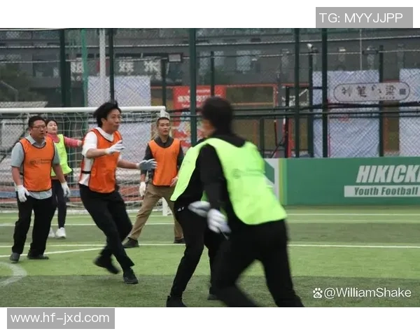 杭州飞盘队与南京飞盘队赛后复盘分析灵活性表现与战术对比MBA 杭州飞盘队与南京飞盘队赛后复盘分析灵活性表现与战术对比MBA