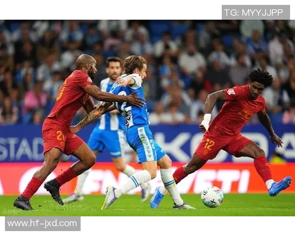 格拉纳与巴伦西亚的激烈对决揭示西甲新赛季的竞争格局与球队实力对比