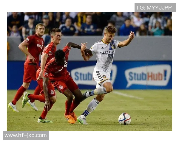 纽约红牛与肯萨斯竞技的激烈对决揭示美职联新赛季的竞争格局