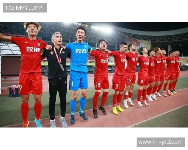 鹿角鹿角迎战天津权健争夺赛季关键三分的激烈对决